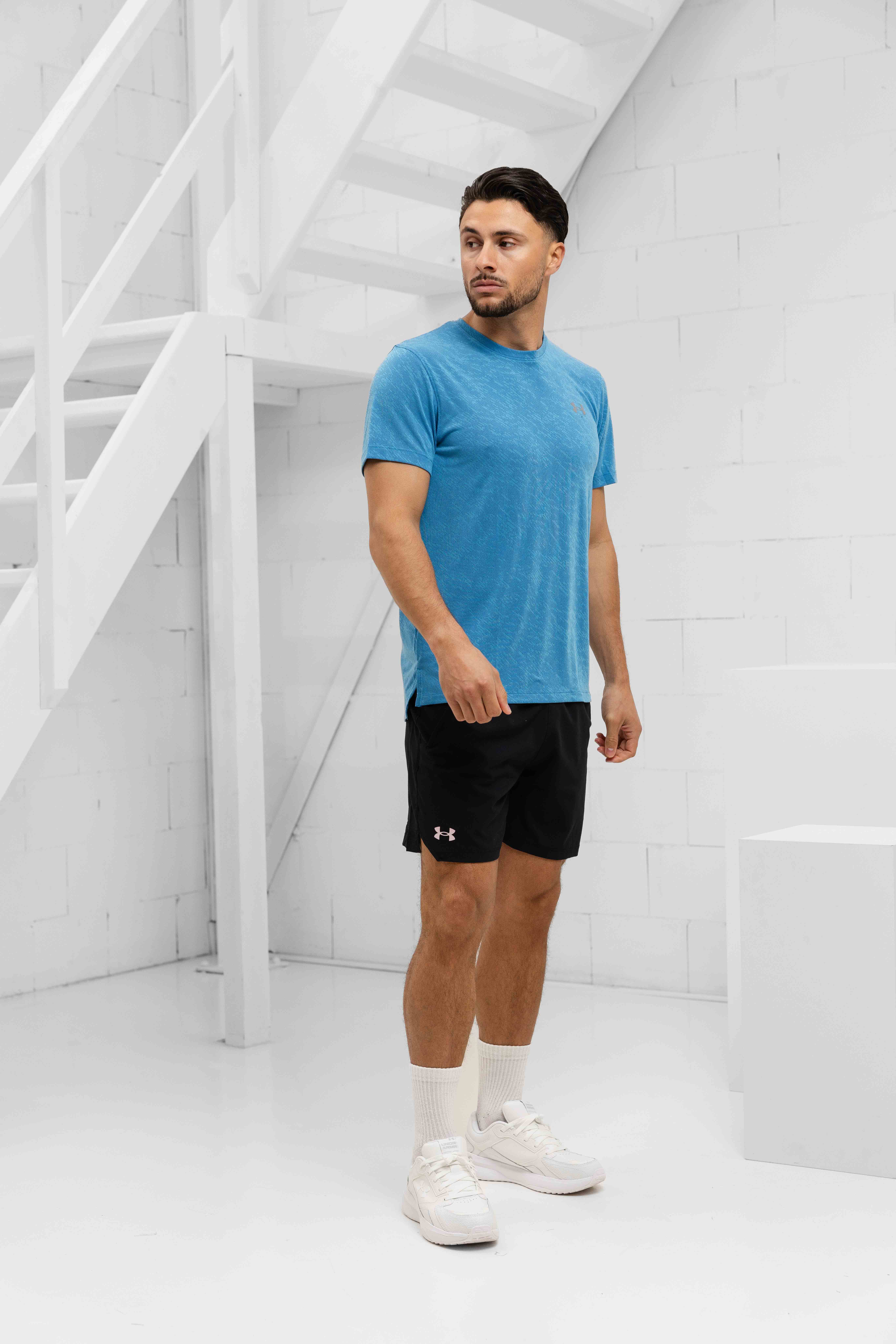 Under Armour Vanish Woven 15CM Korte Broek Heren Zwart/Lichtroze