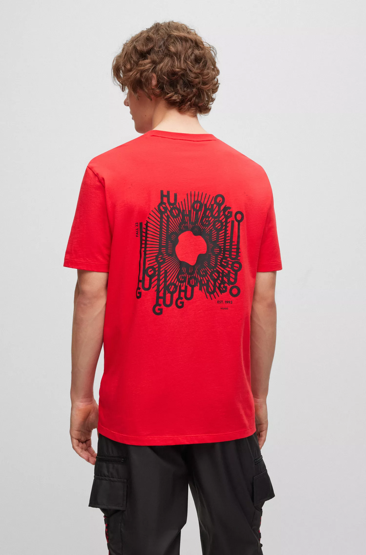 Camiseta HUGO vermelha de algodão com gola redonda e estampa do logotipo.