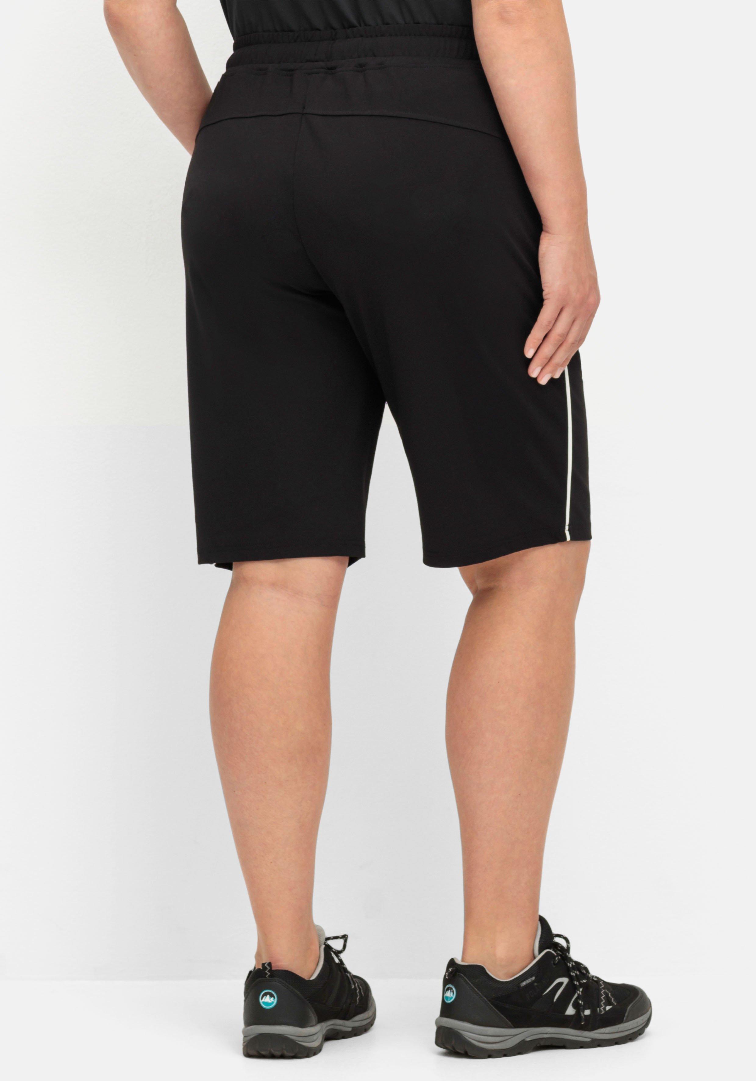 Sport-Bermudas mit seitlicher Kontrastpaspel
