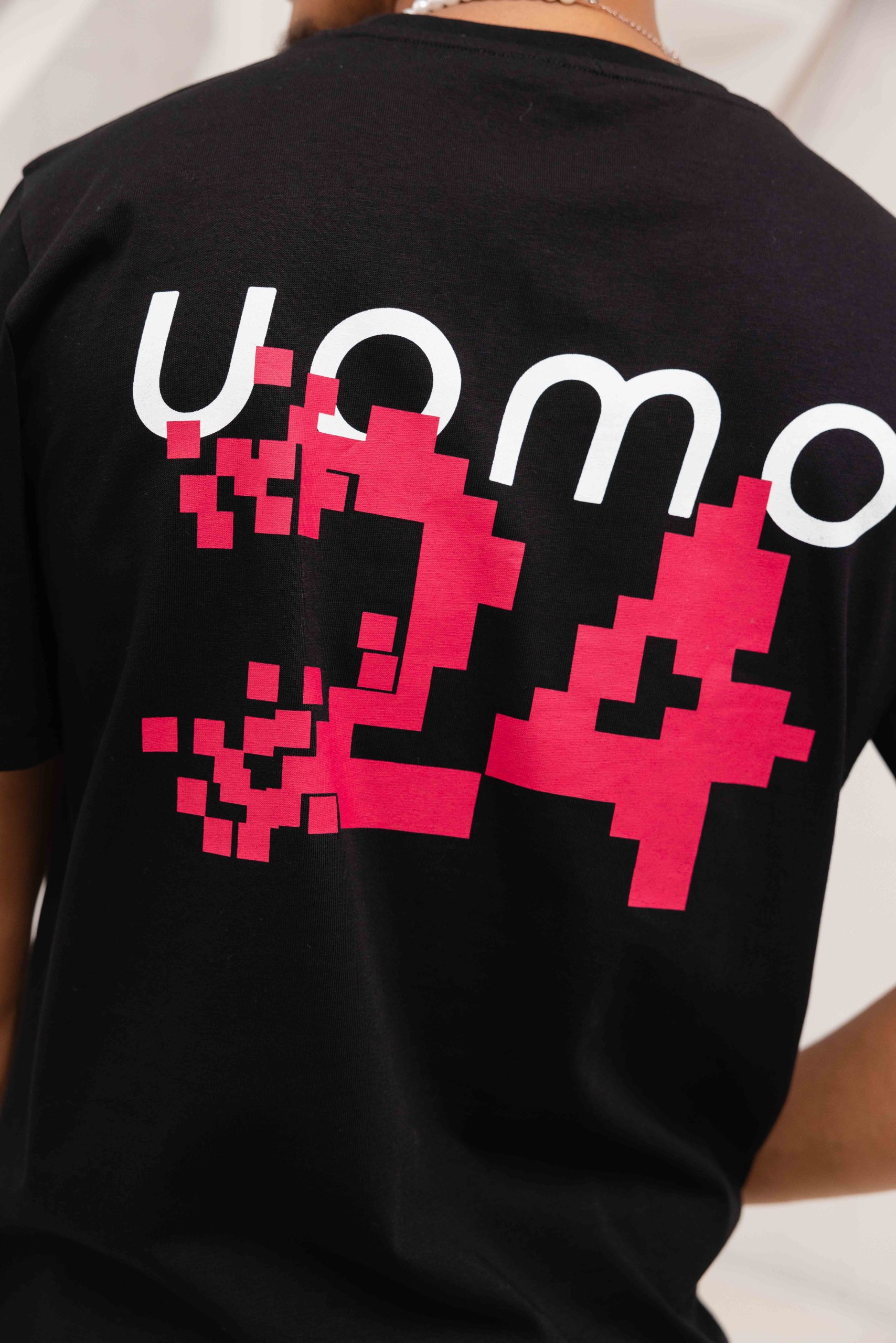 24 Uomo Pixelated T-shirt Zwart