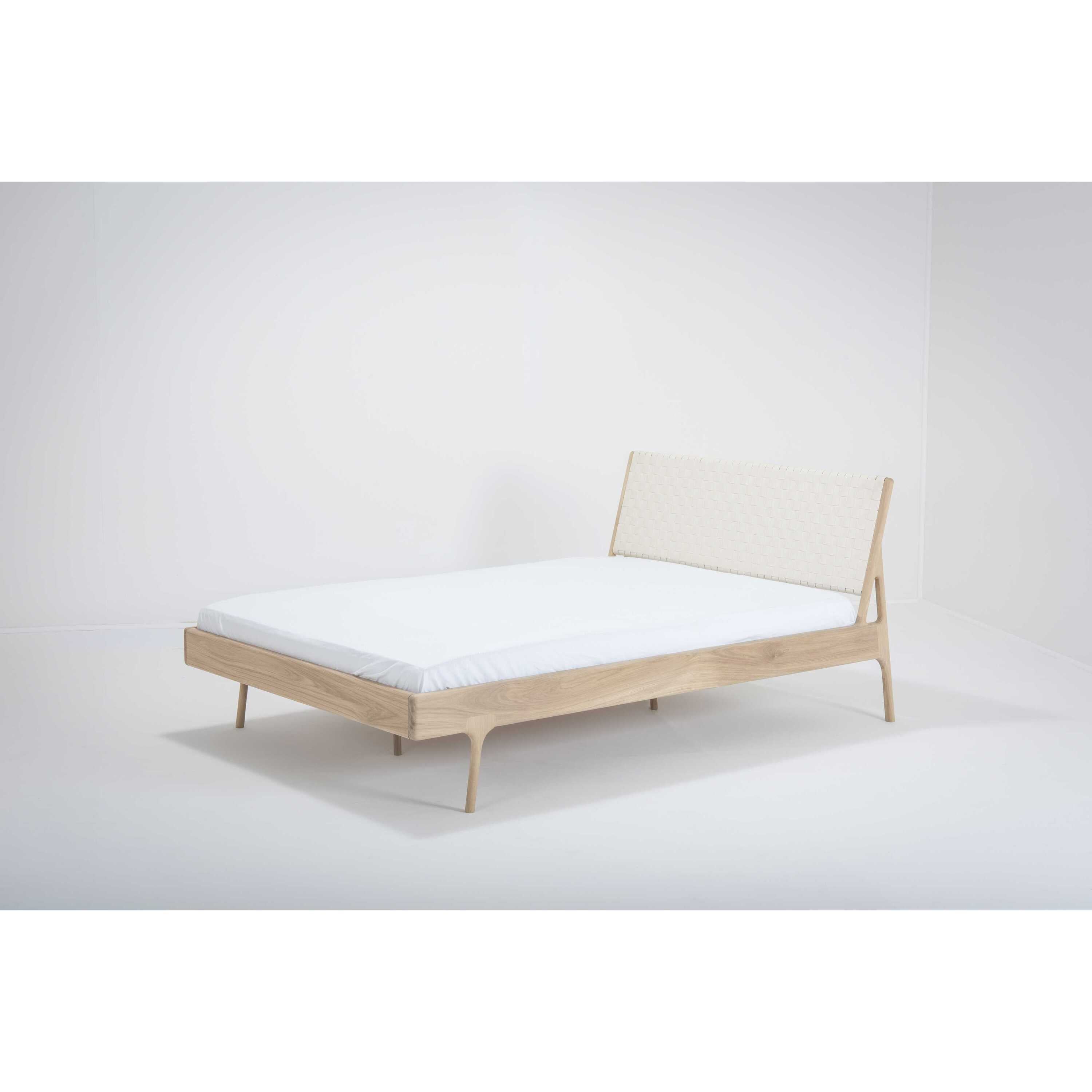 Fawn bed 140x200 whitewash deep frame, cotton webbing white