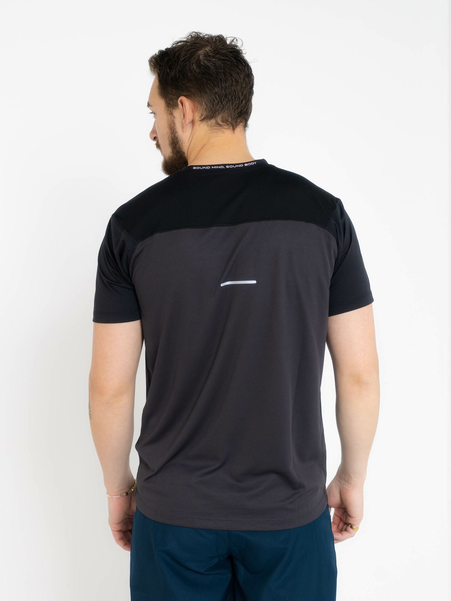 Race Short Sleeved Top