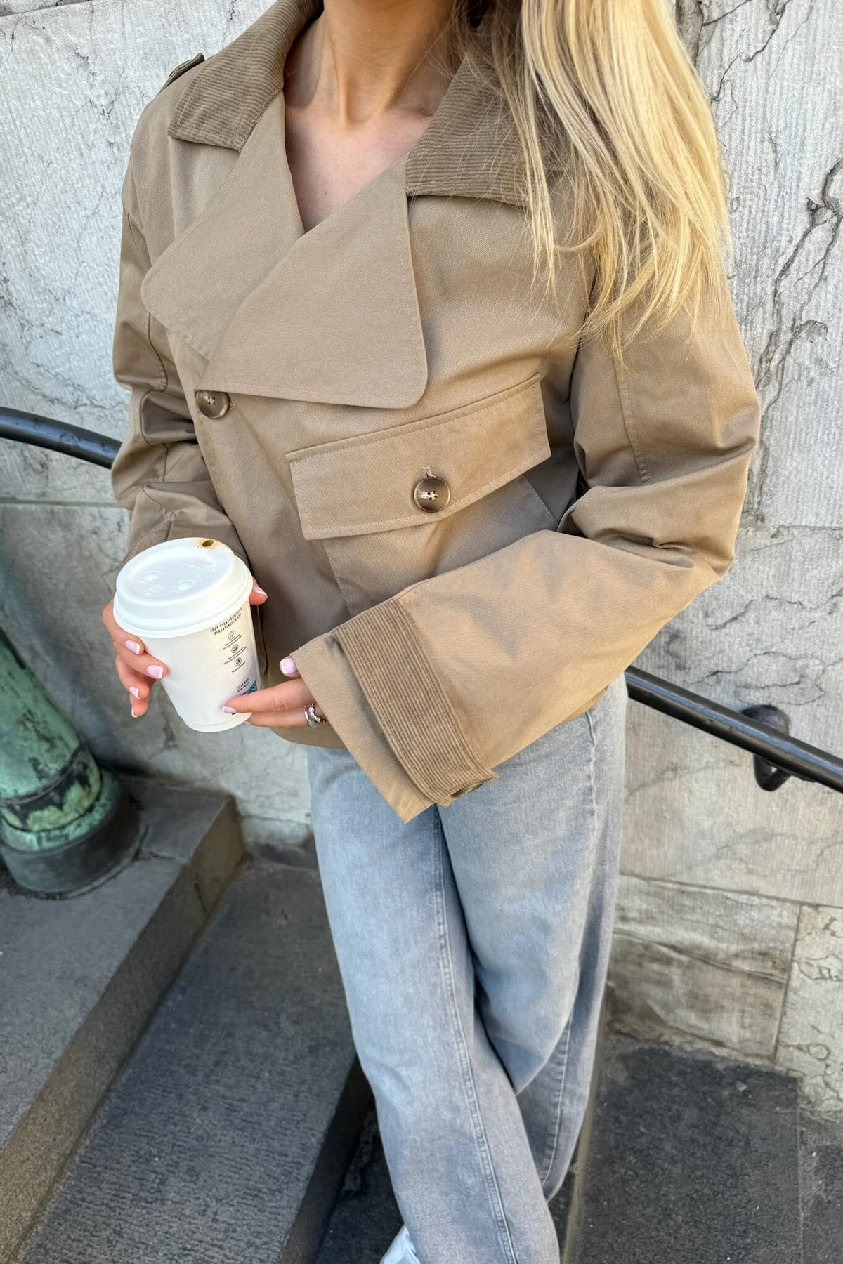BYIC Astaic Short Trenchcoat