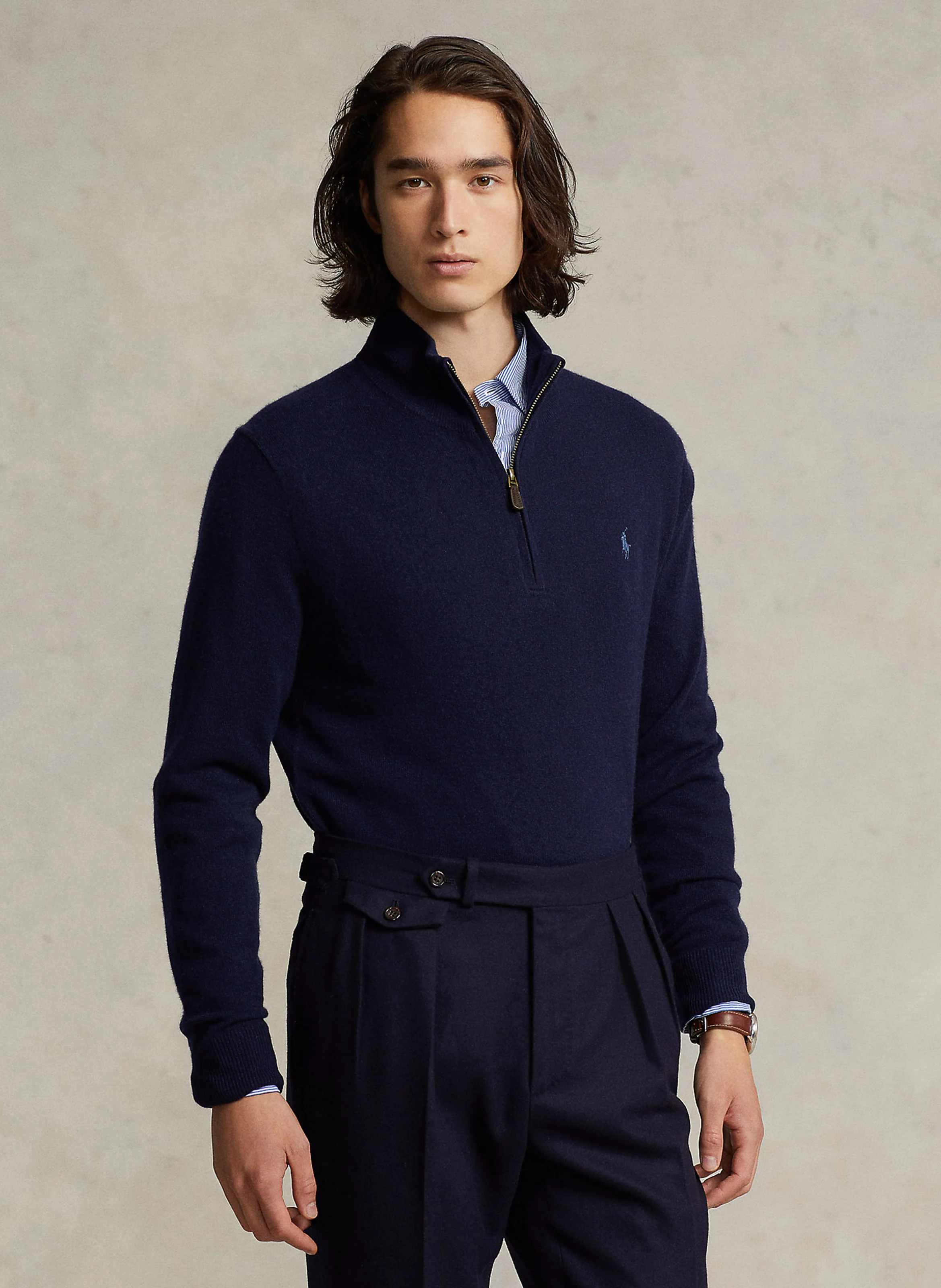 Pull col montant regular-fit brodé en laine mérinos | Bleu