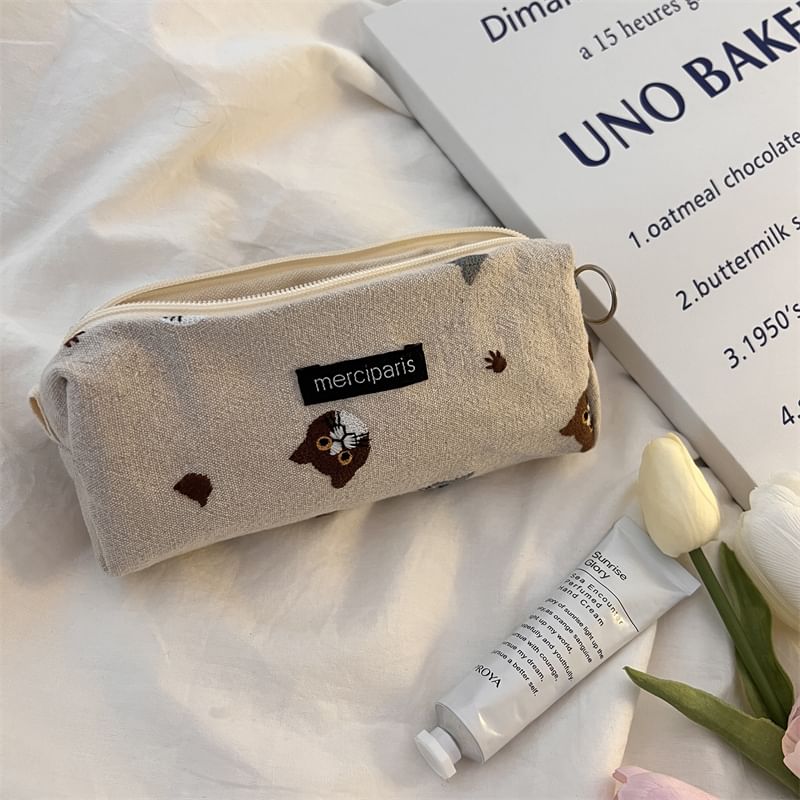 Bitabis - Etui met geborduurde kat