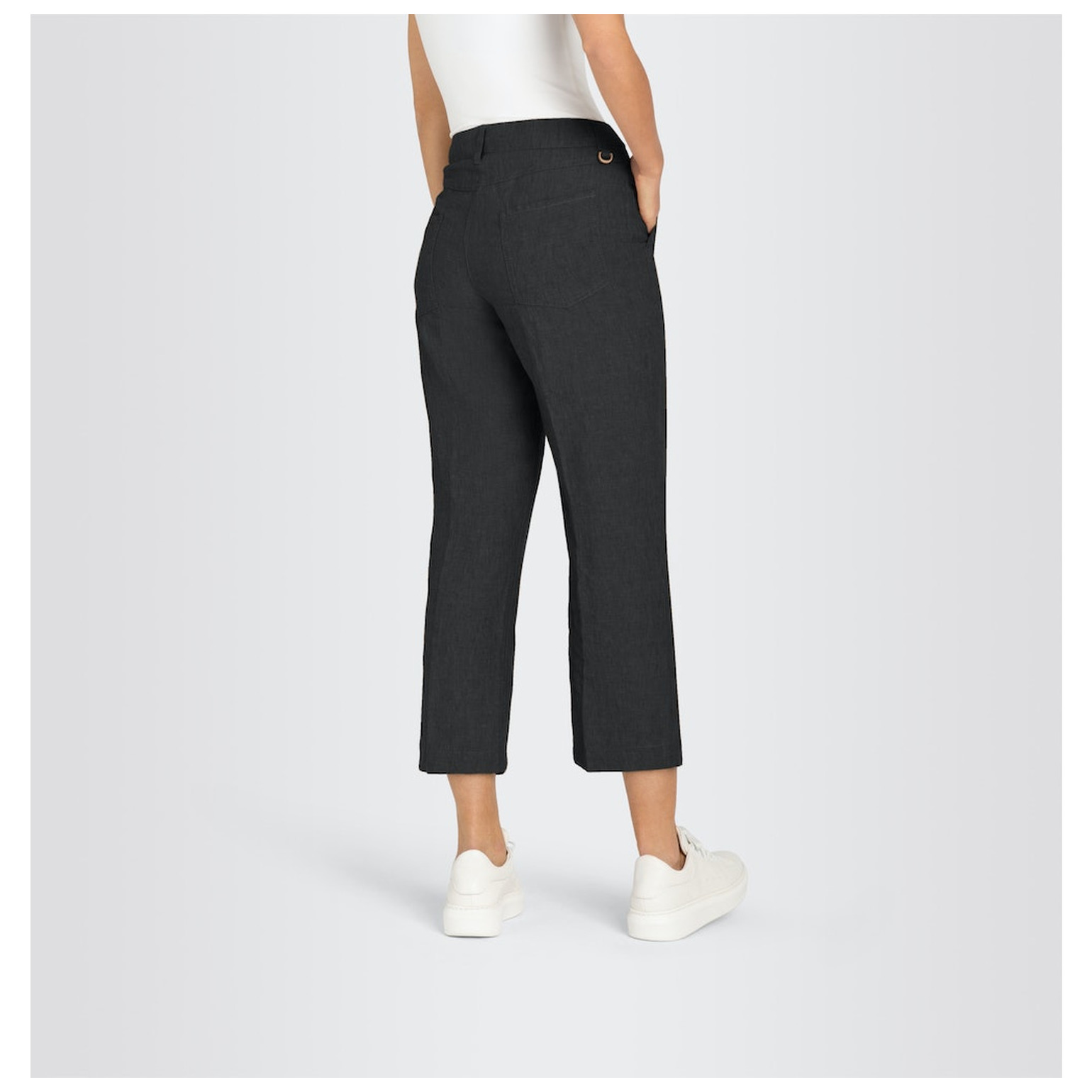 Mac NORA cropped