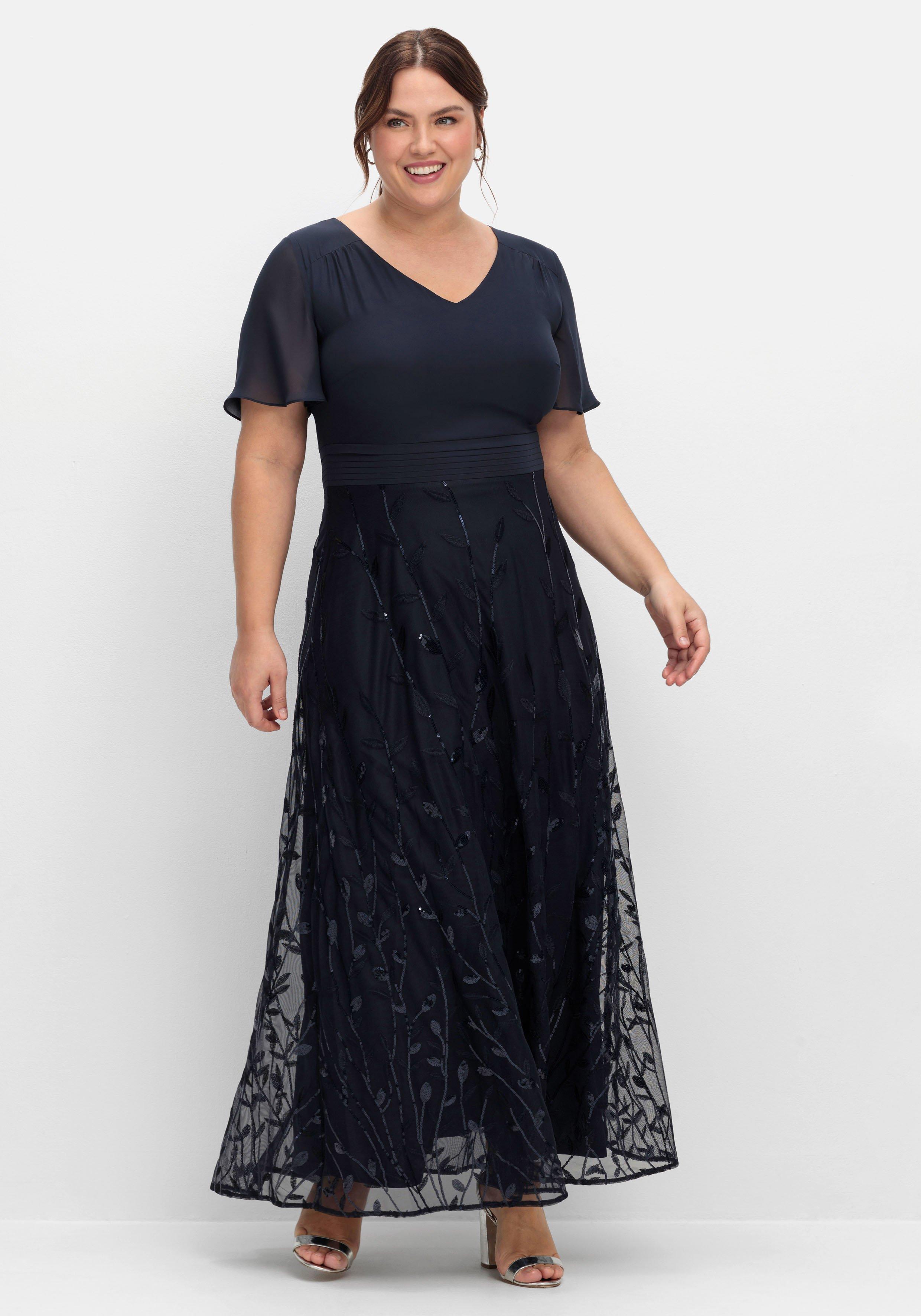Abendkleid mit Stickerei und Pailletten am Rock