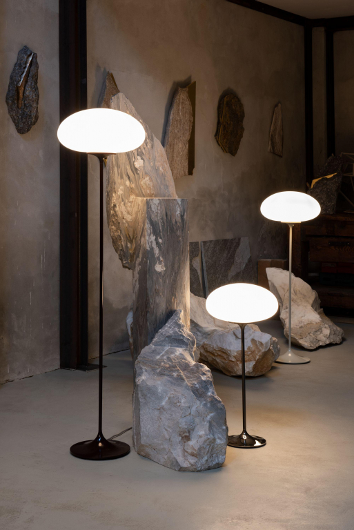 Gubi Stemlite tafellamp hoog pebble grey