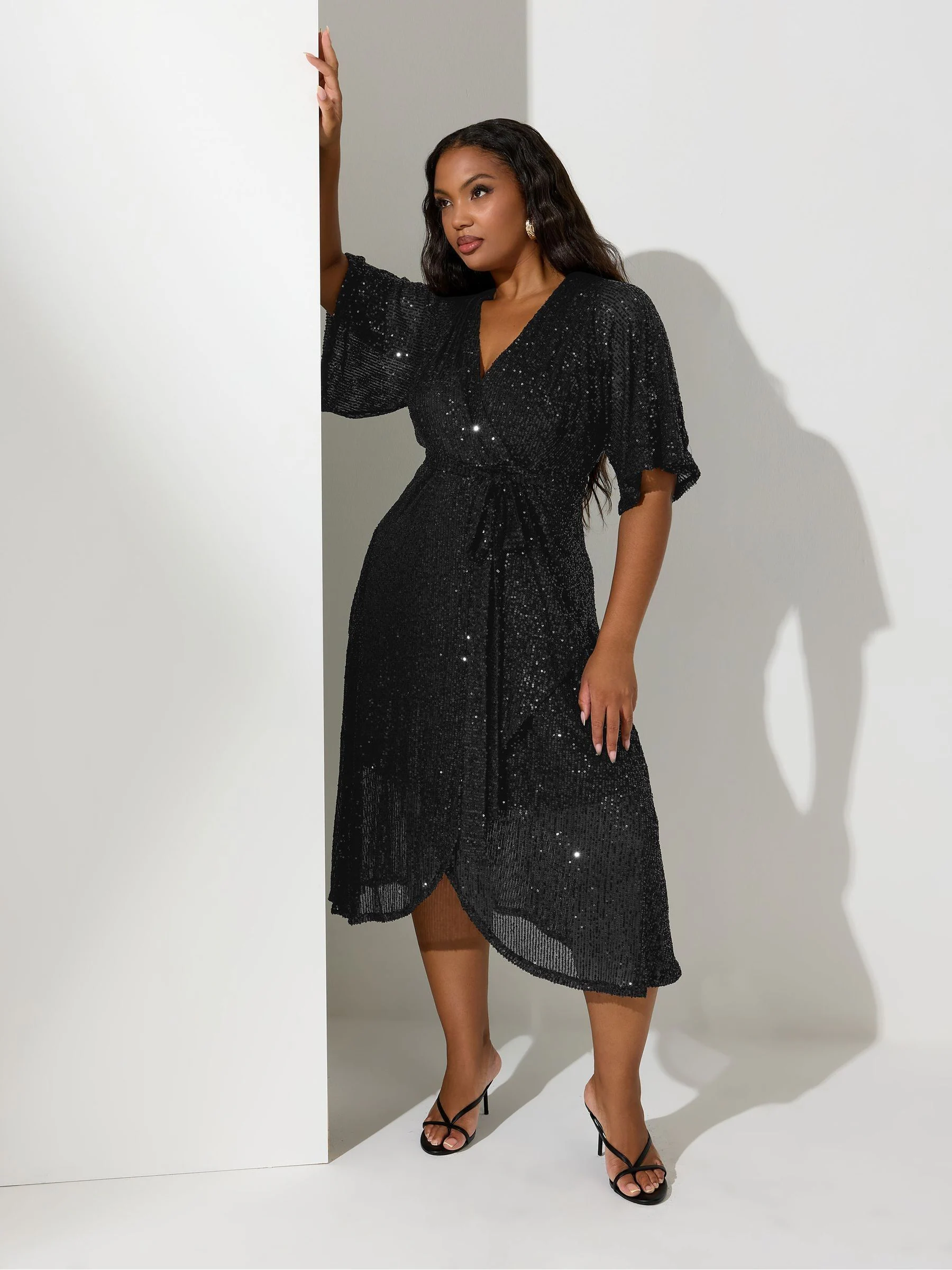 Zwart - Yours Curve London Sequin Wrap Dress