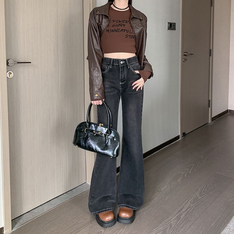 Kloitrinm - High Rise Washed Flared Jeans