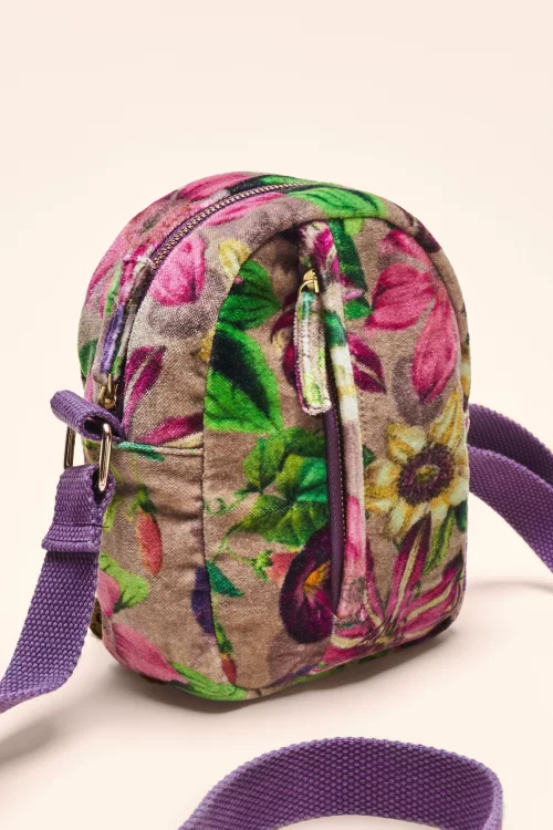 Powder Velvet Out and About tas in botanical