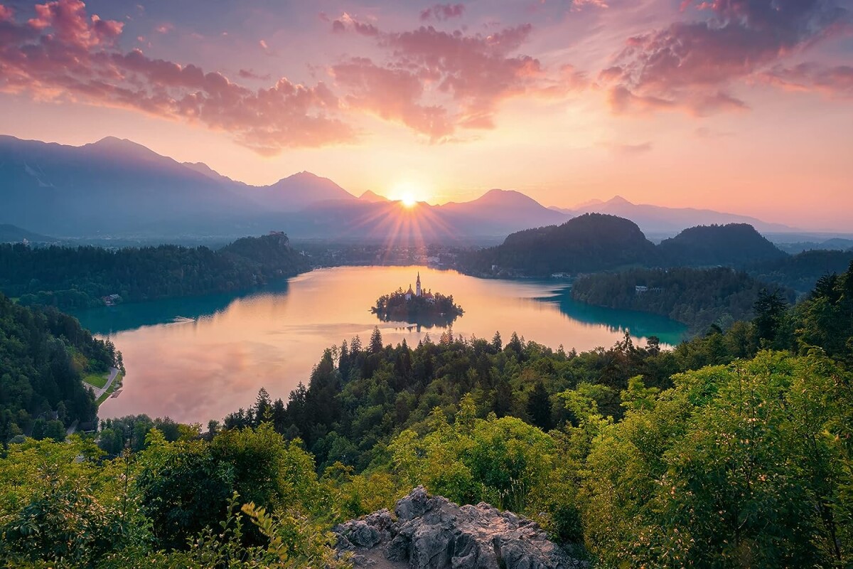 Ravensburger Puslespil - Lake Bled Slovenia - 3000 Brikker