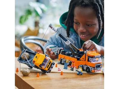 LEGO Zware sleepwagen met kraan (60467)