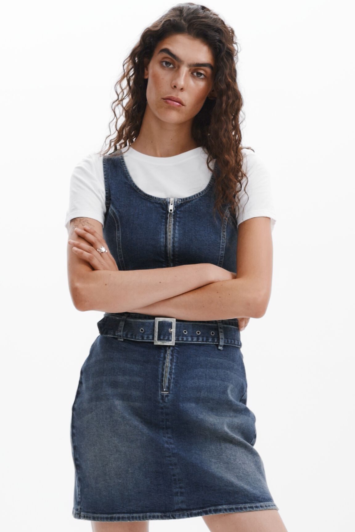 Vestido jeans com cinto