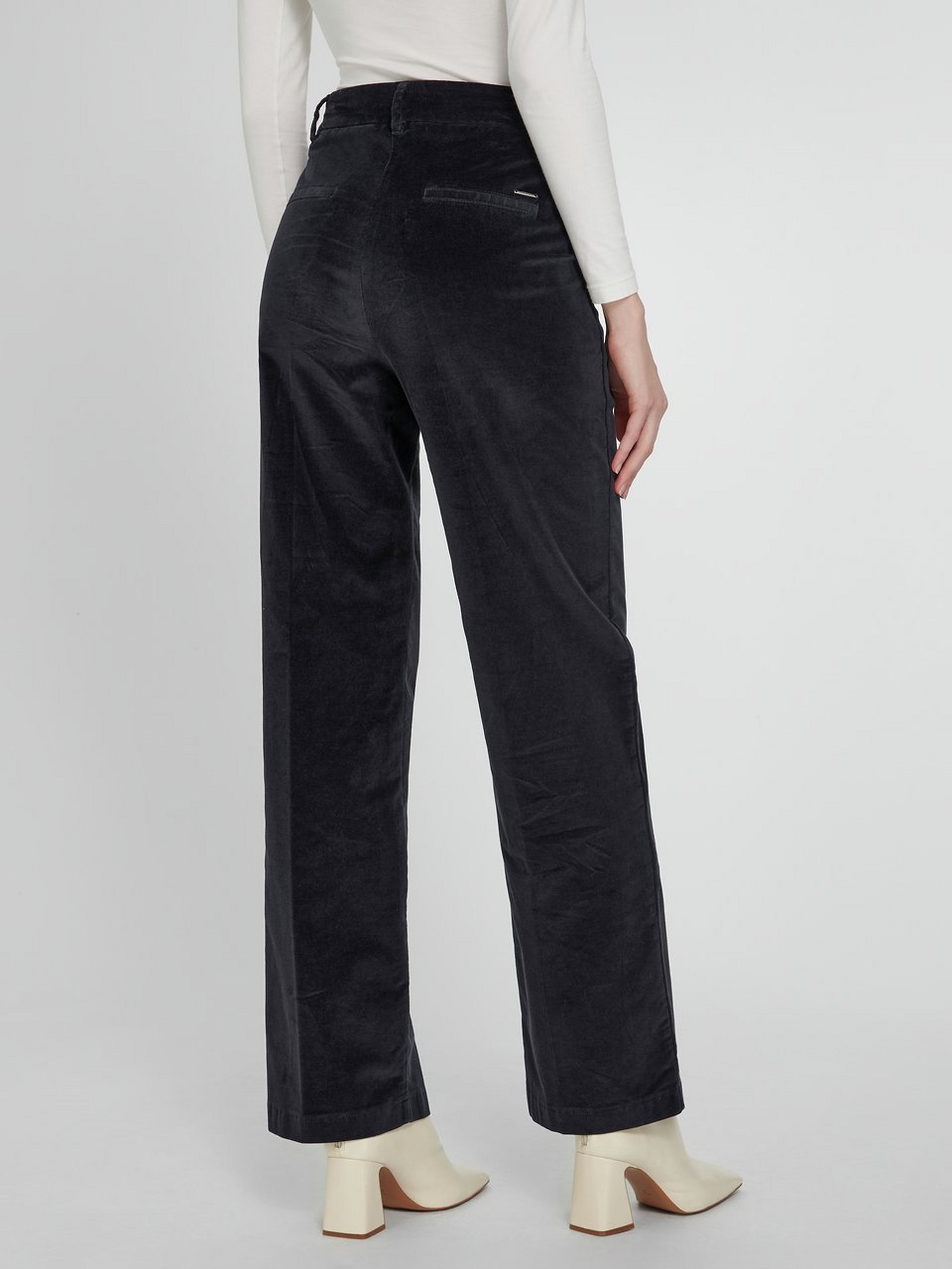 Wide Fit-Sportsamt-Hose