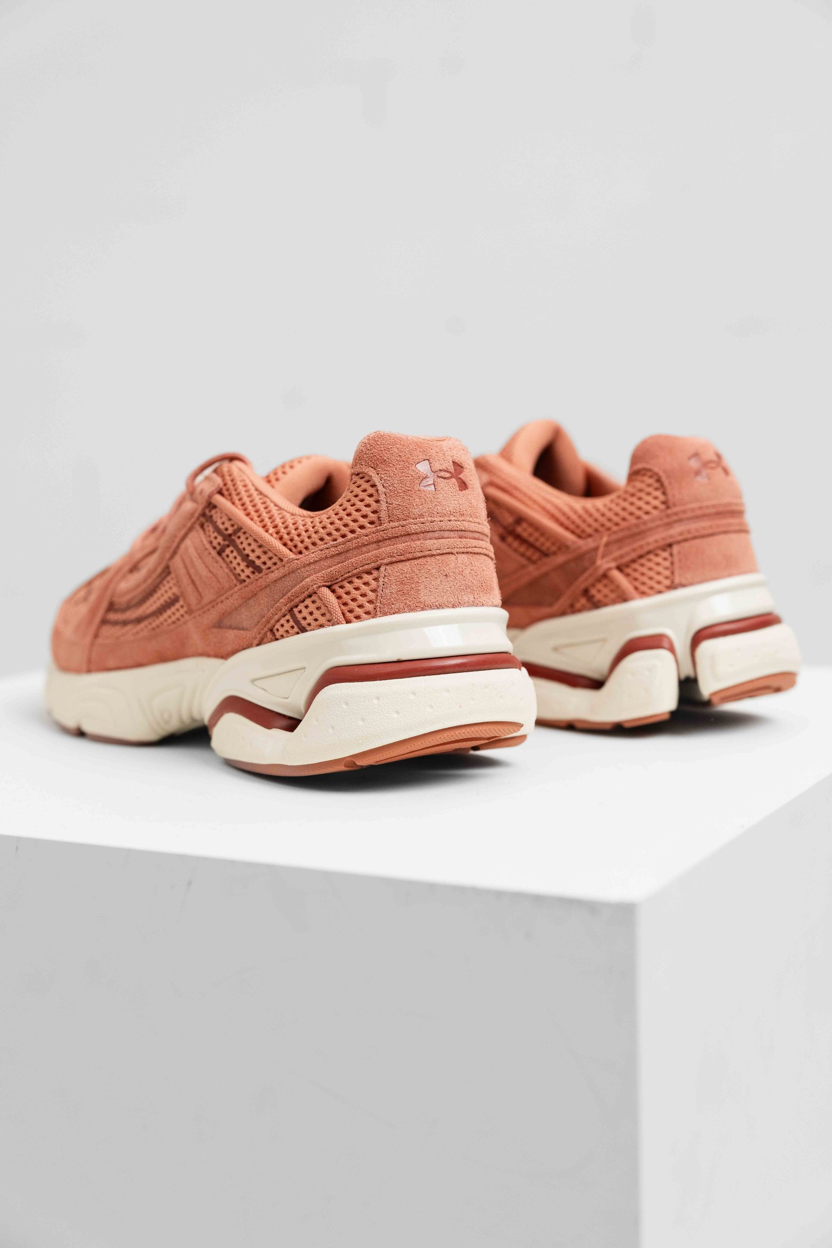 Under Armour Sola Suede Sneaker Unisex Roze