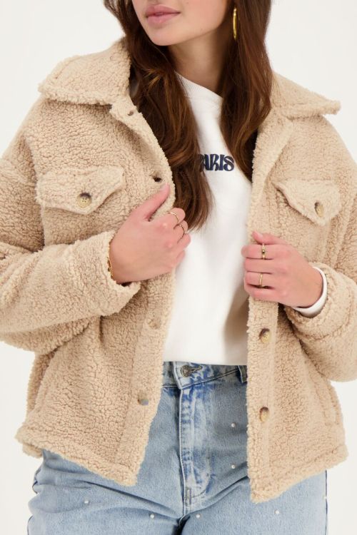 Beige teddy jasje met zakken