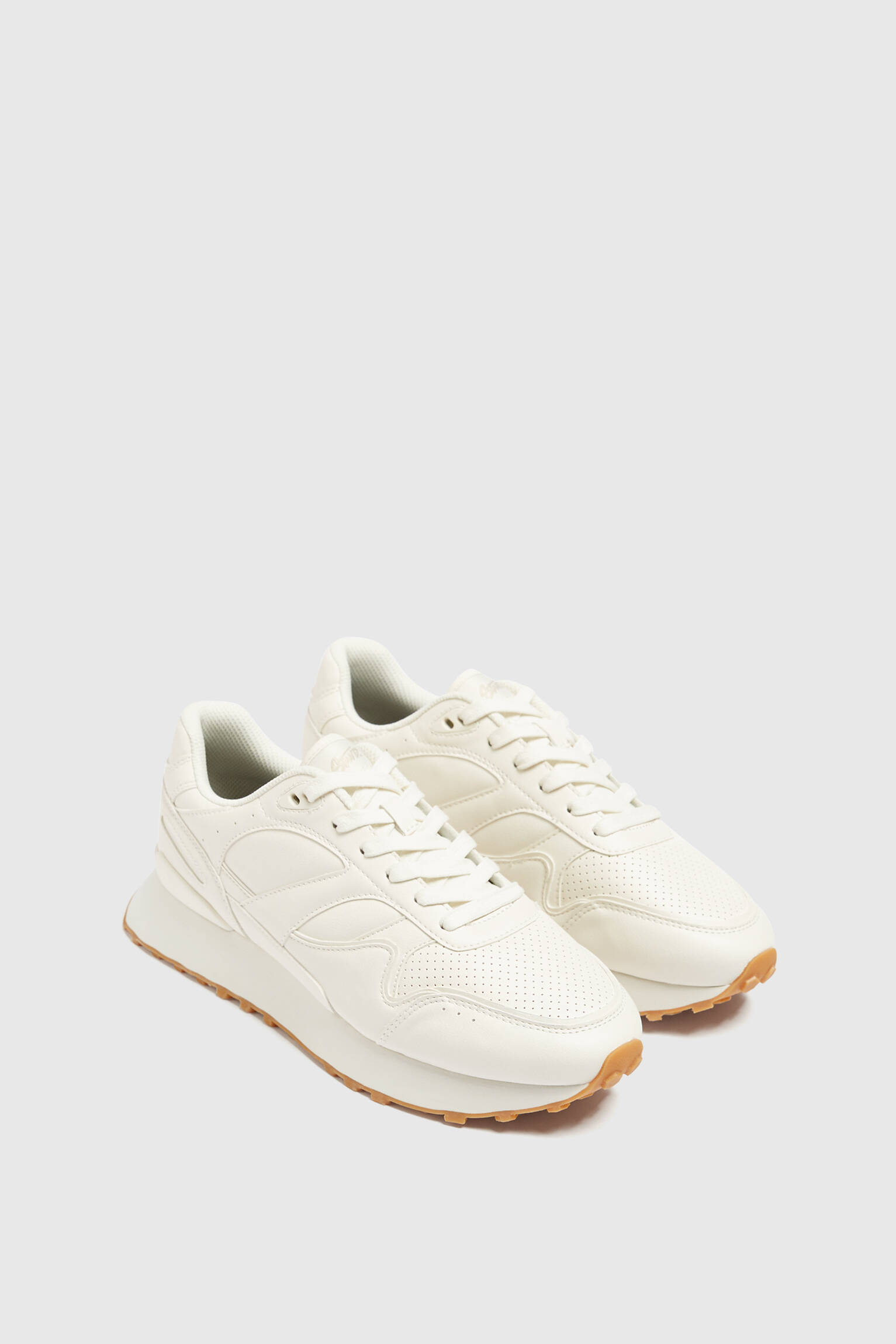 TÊNIS ESPORTIVO RETRÔ - BRANCO