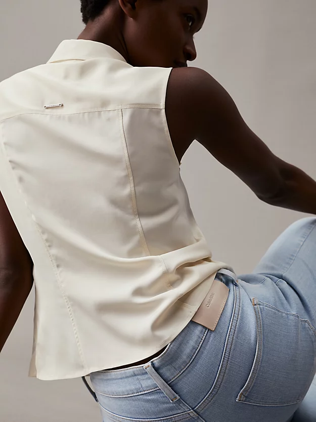 Calça jeans slim de cintura média