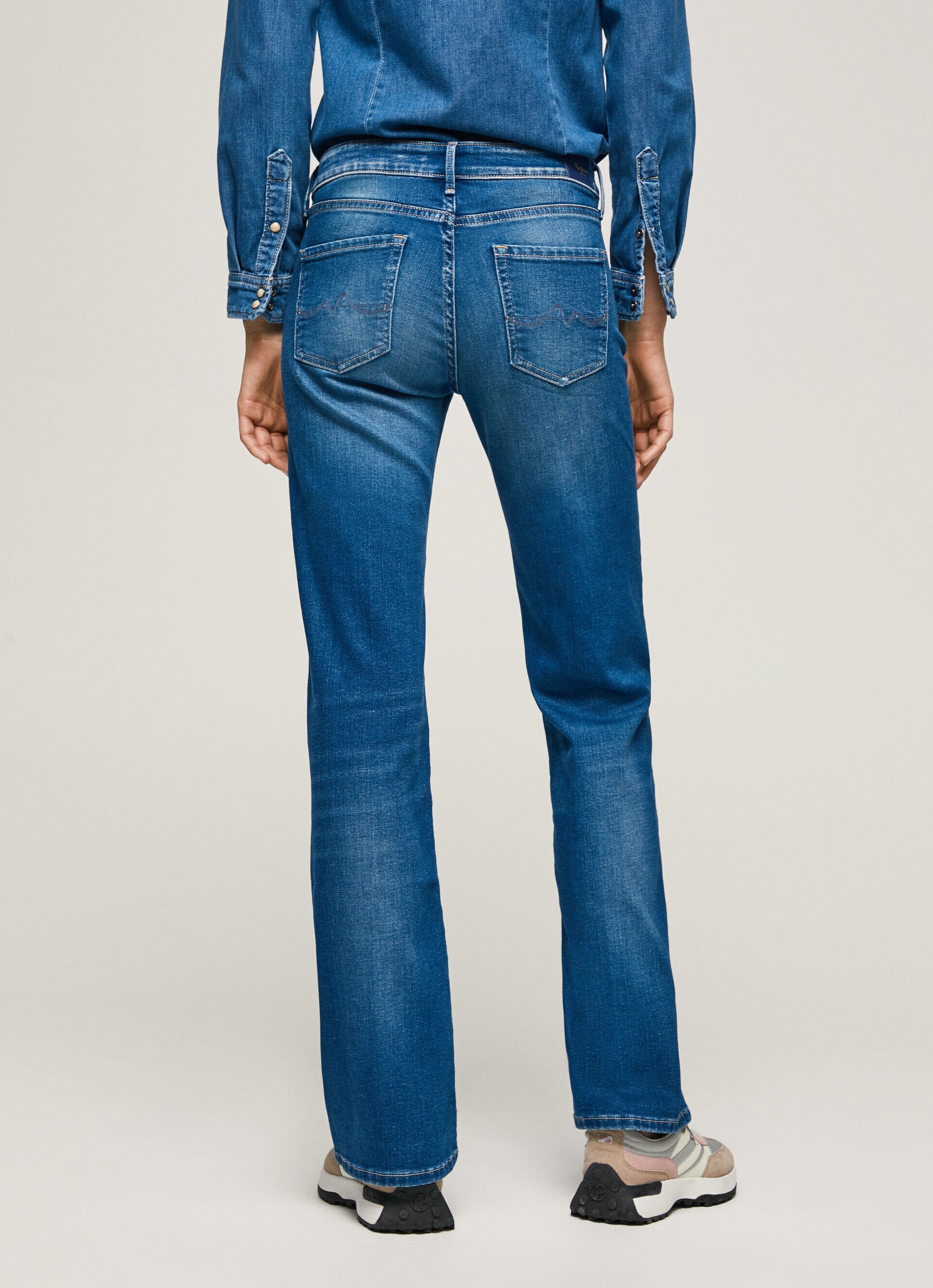 Calça jeans Aubrey Fit Slim Tamanho Médio - jeans