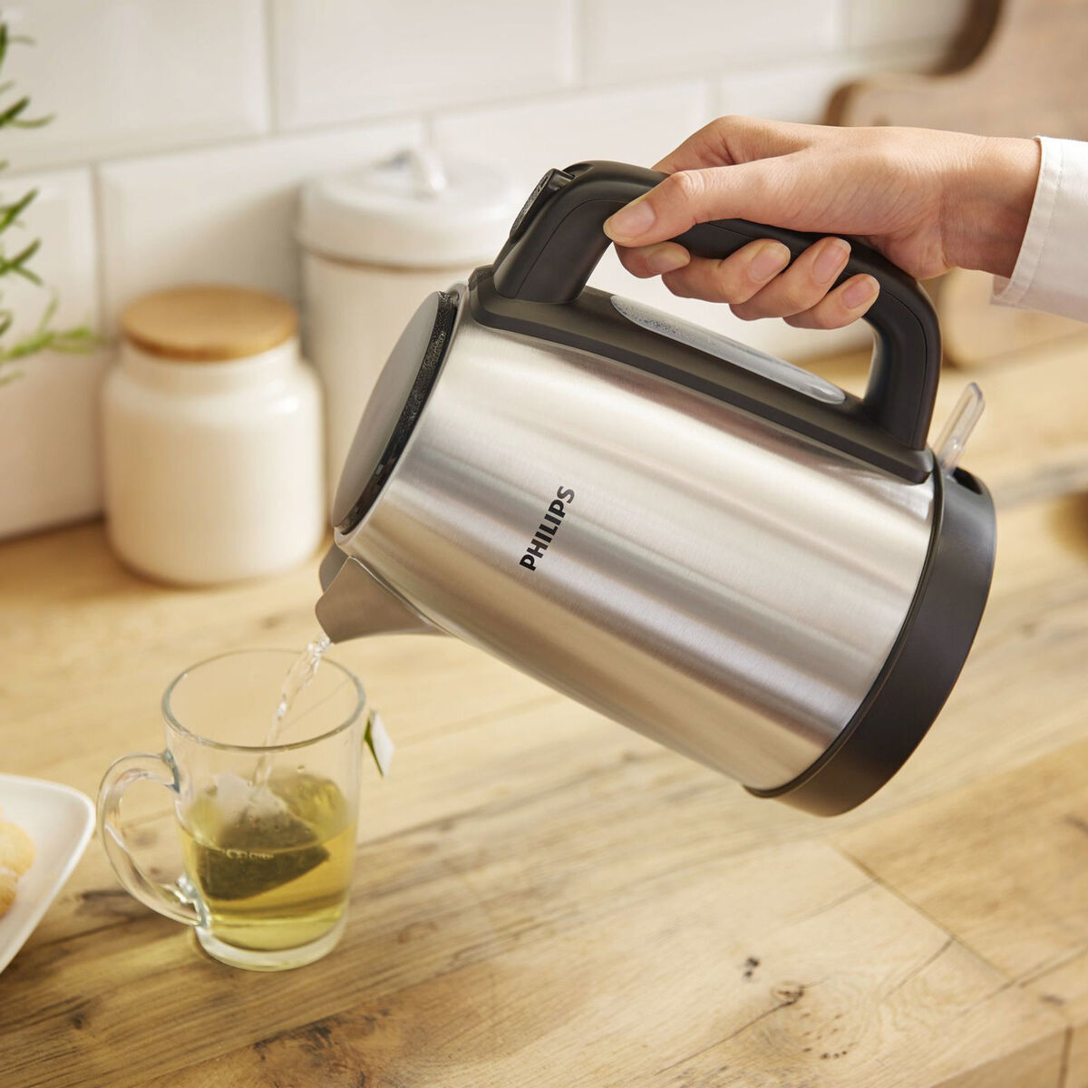 HD9350/90 Vannkoker, 1,7 liter, metal