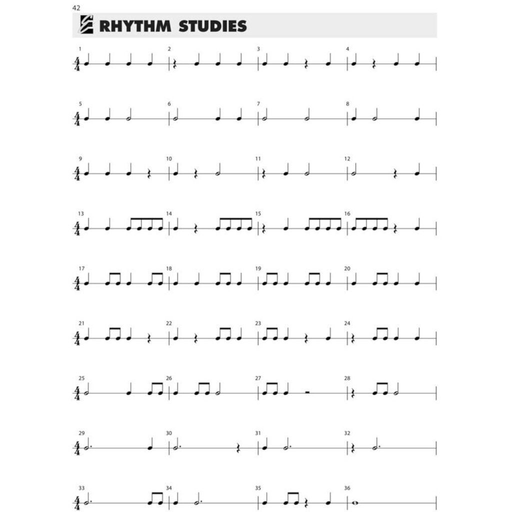 Hal Leonard Essential Elements for Band - Book 1 - Clarinet Comprehensive band method