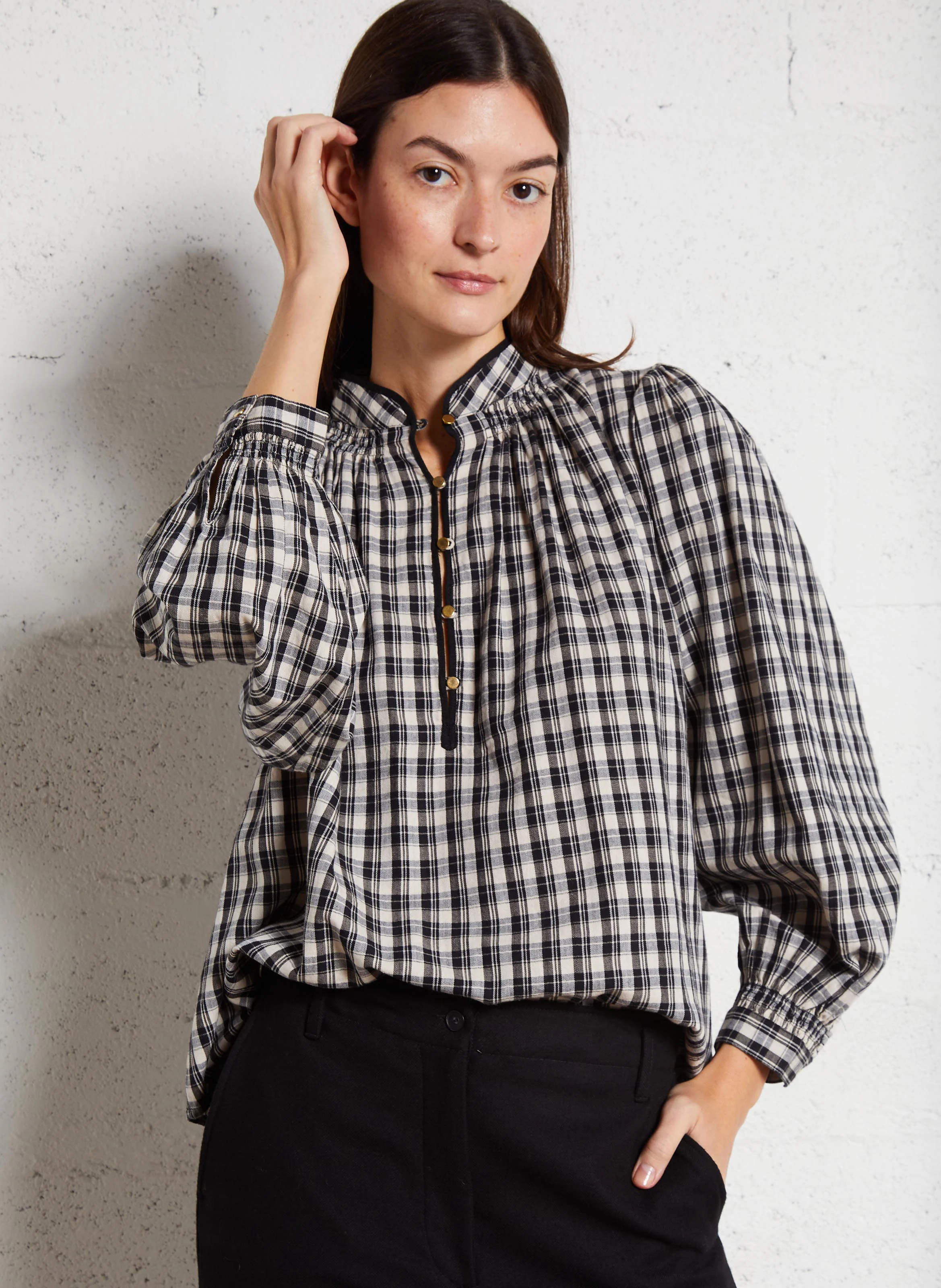 MAXIME - Blouse ample col montant en coton | Noir