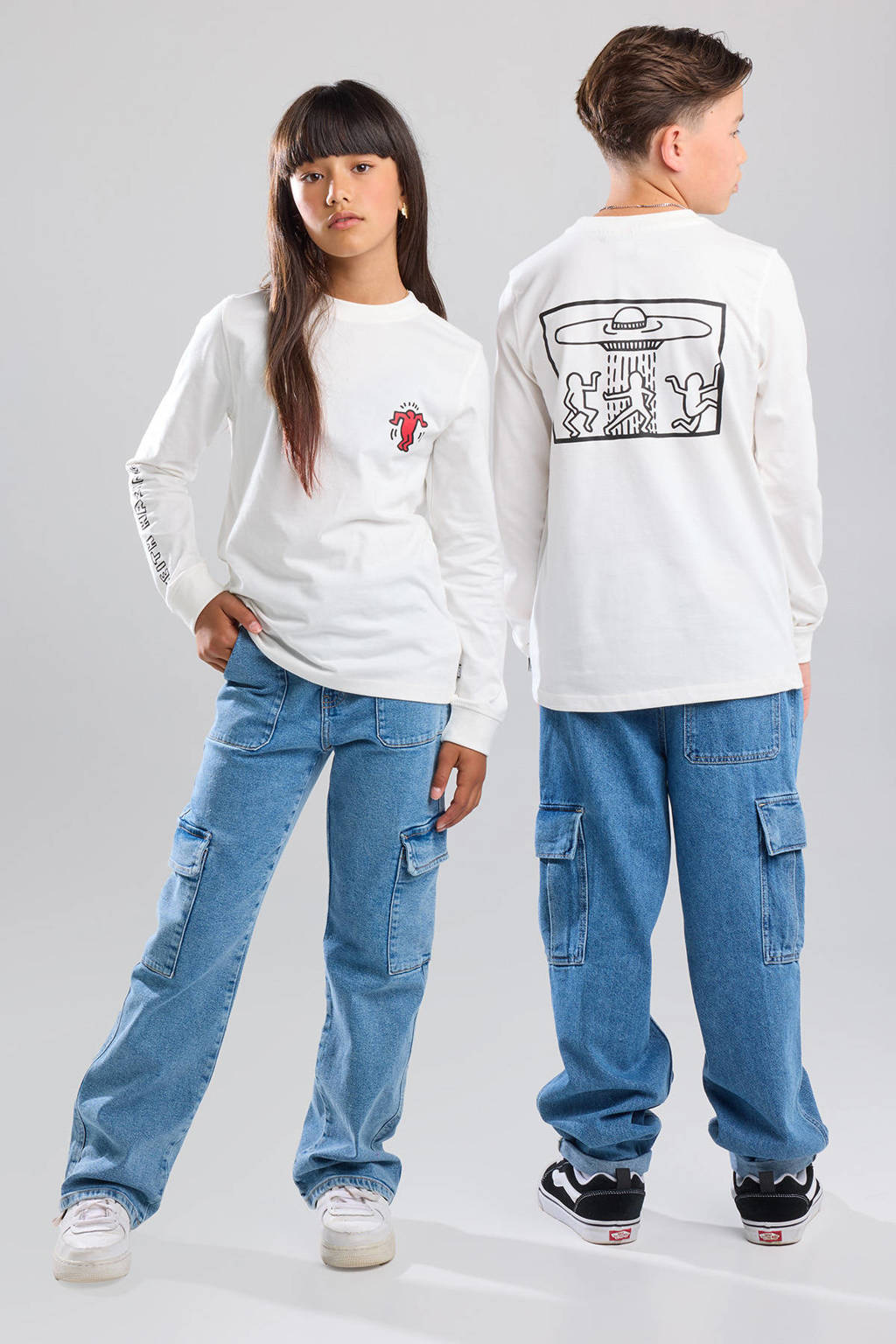 America Today longsleeve met backprint ecru