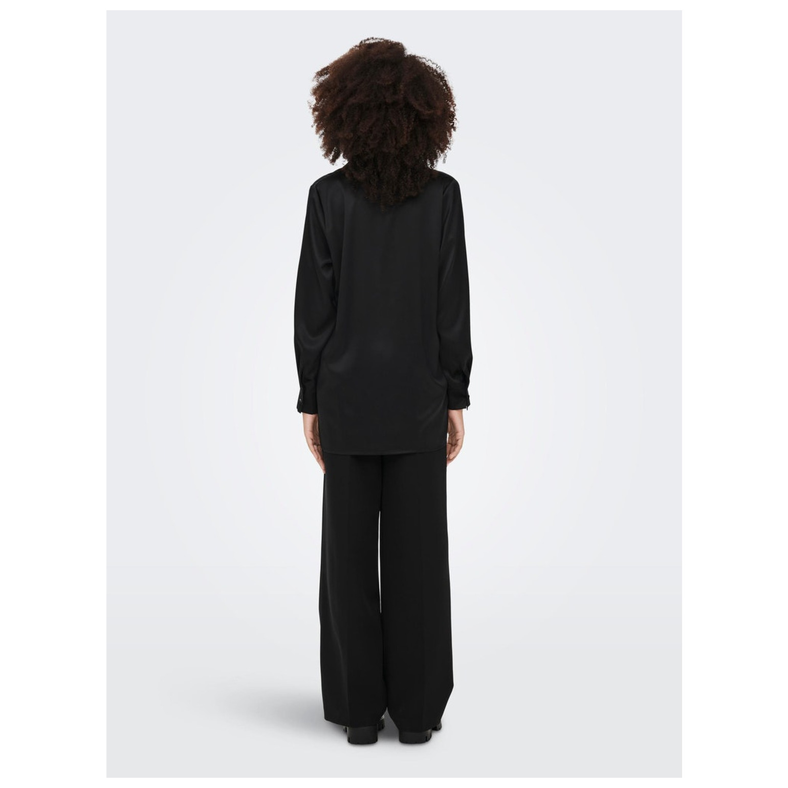 Only ONLVICTORIA LS LOOSE SATIN SHI