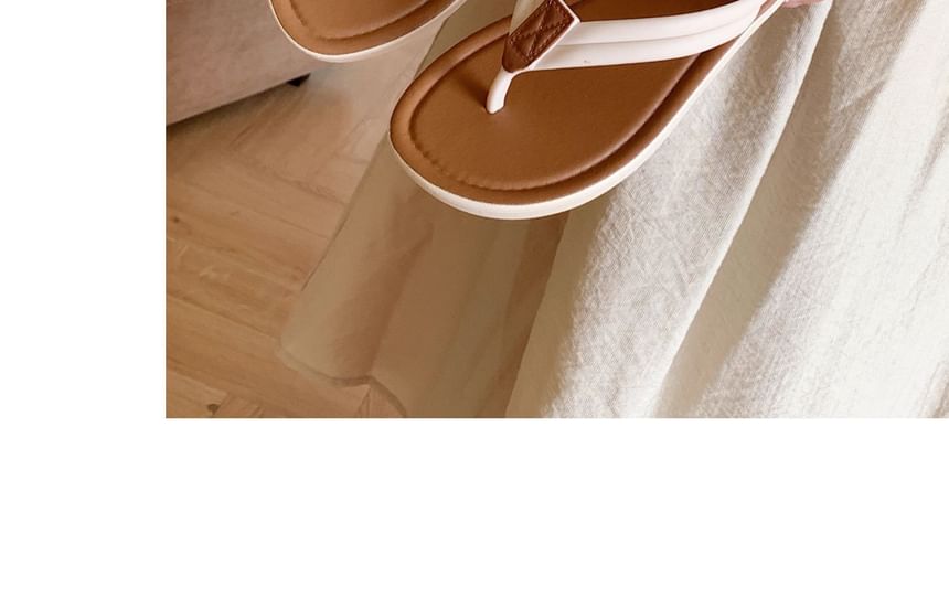 Honkizz - Kunstleren slippers met letters