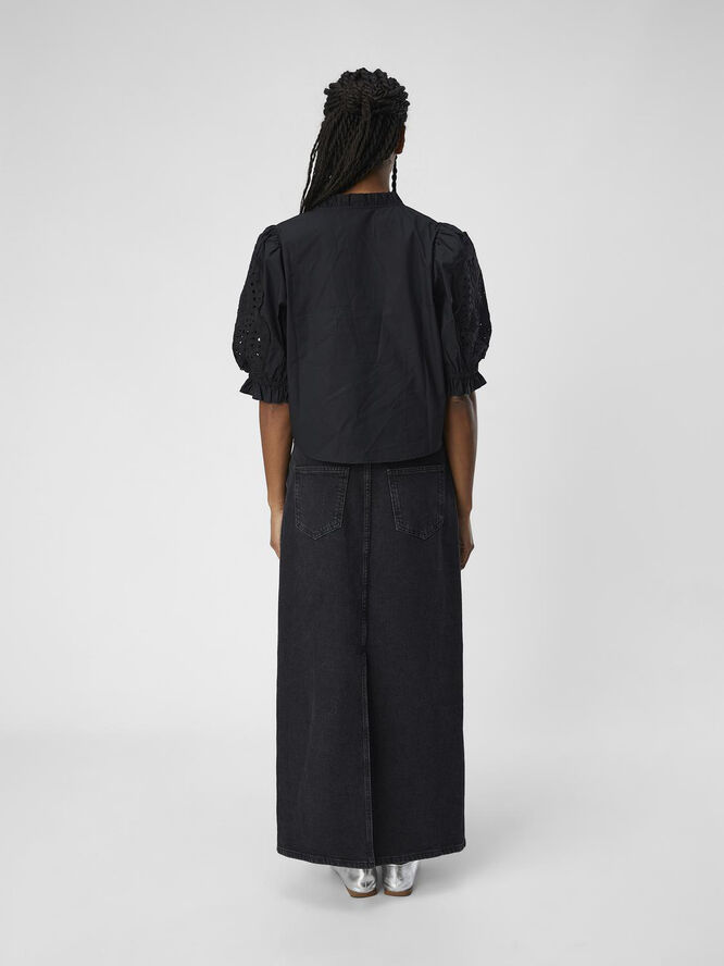 Object OBJBRODERA S/S TOP 132 Black