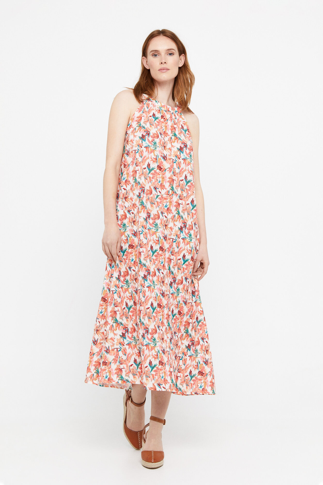 Vestido plissado com decote halter - Marfim