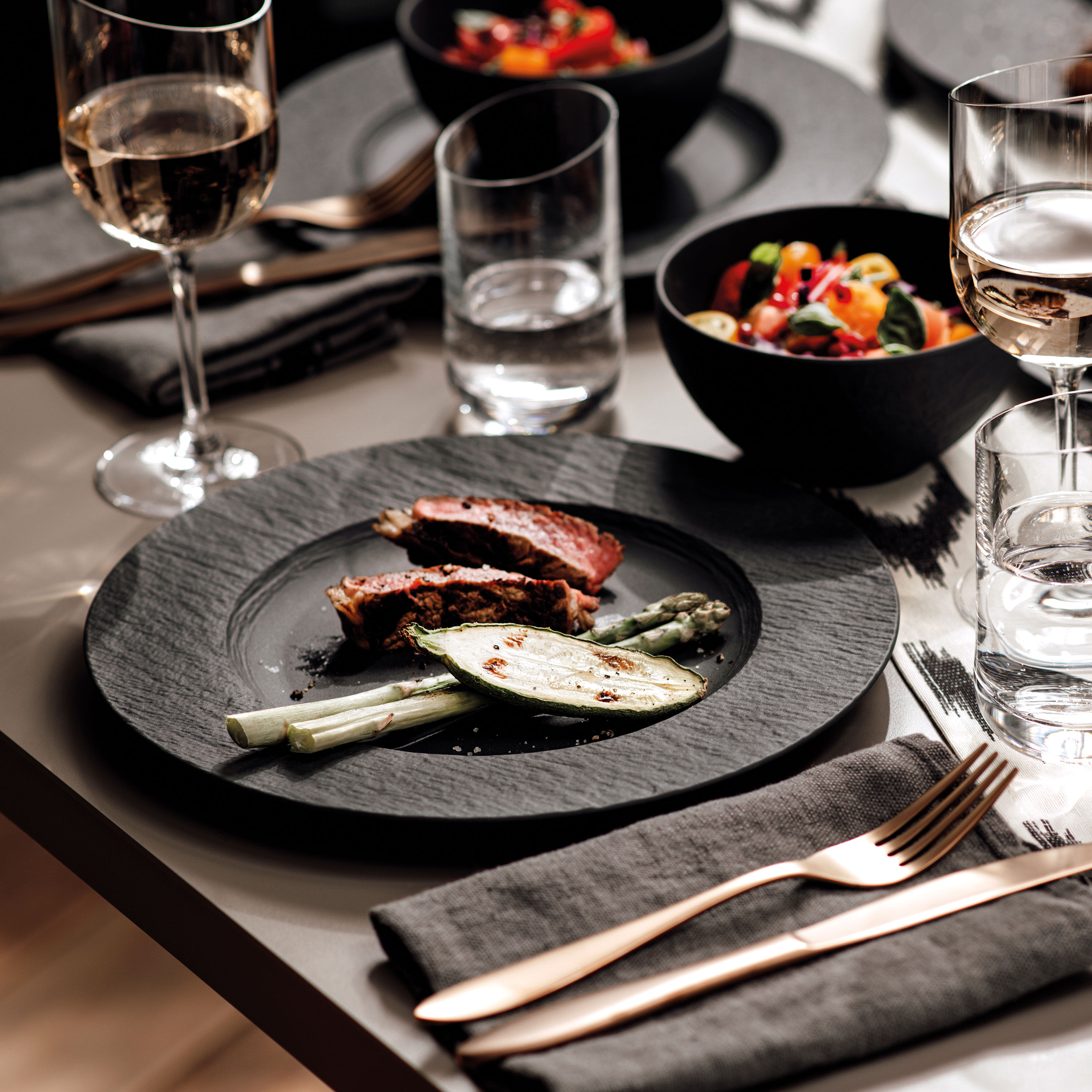 Manufacture Dinner plate Black, 10.7'', Premium Porcelain