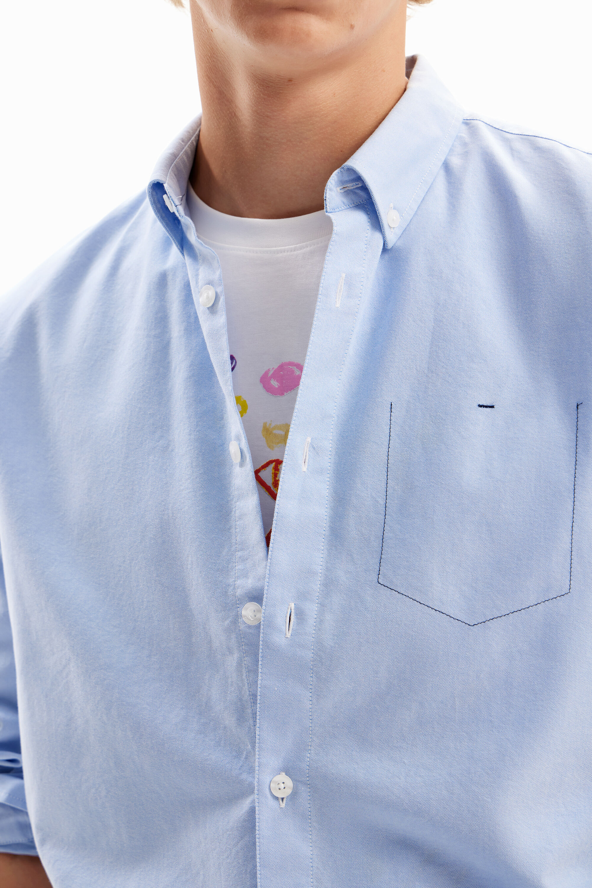 Camisa lisa com pesponto