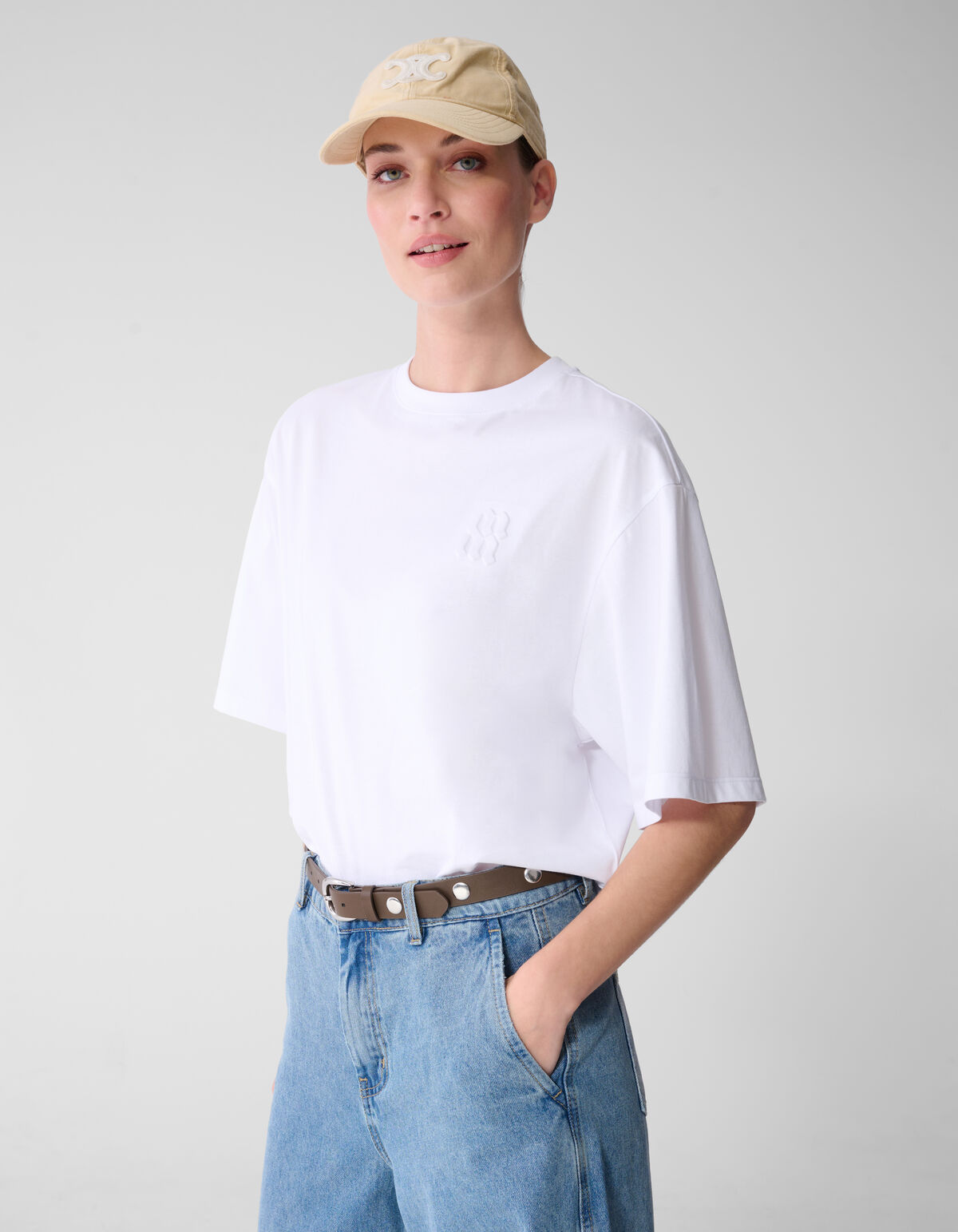 Oversized Logo T-shirt Wit By Mieke