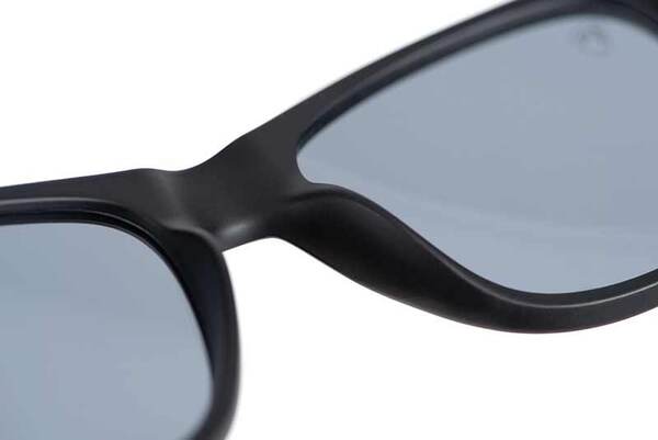 Lunettes de Soleil Fox Rage Matt Black Grey Lens Eyewear