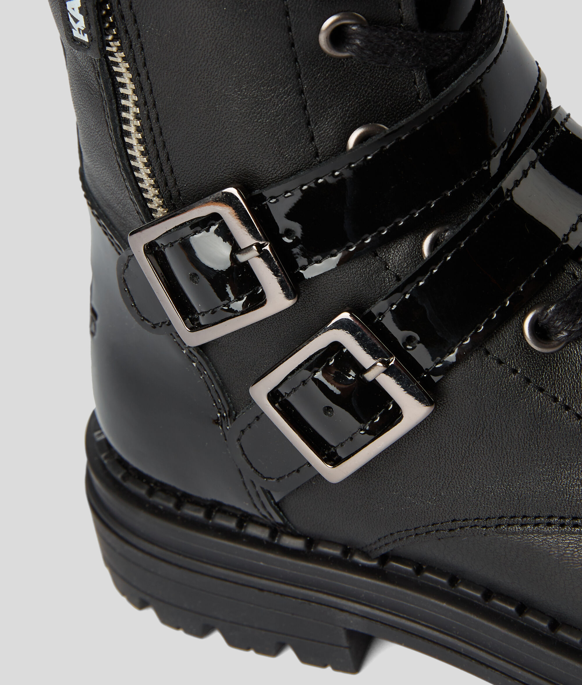 BOTTINES À BOUCLE POUR ENFANT