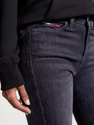 Calça jeans skinny Nora de cintura média com zíper no tornozelo