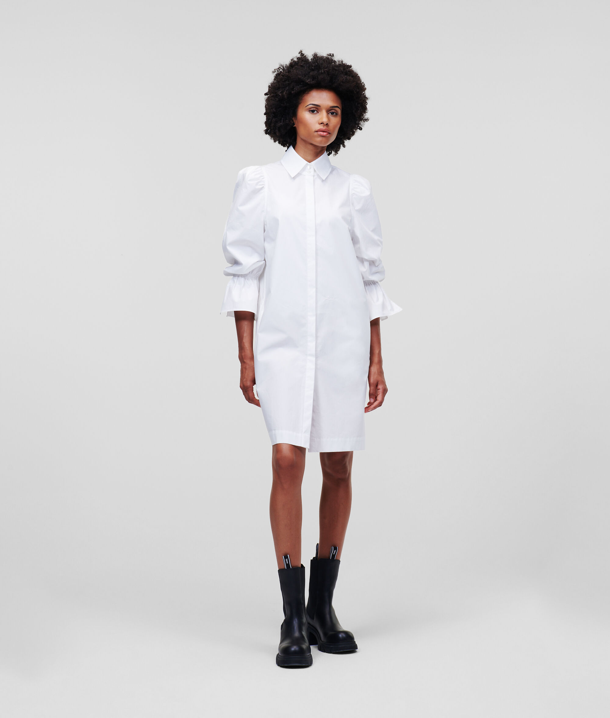 ROBE EN POPELINE À MANCHES BOUFFANTES SÉLECTIONNÉE PAR HUN KIM