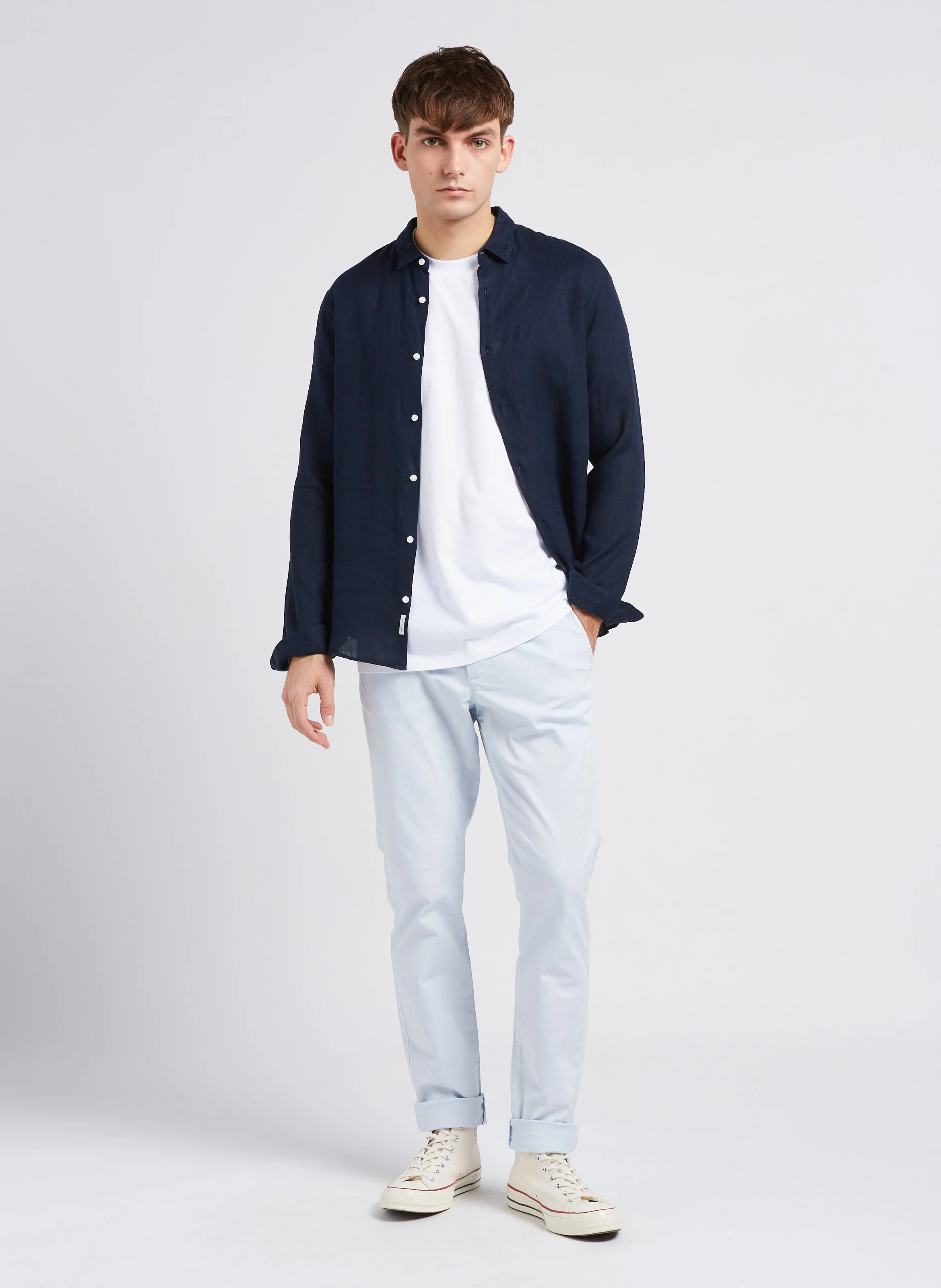 Chemise slim-fit col classique en lin | Bleu