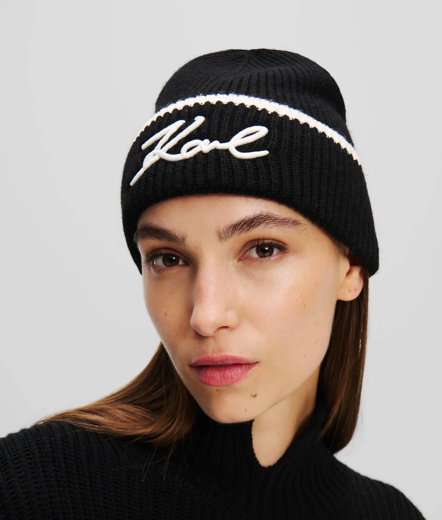 BONNET K/SIGNATURE