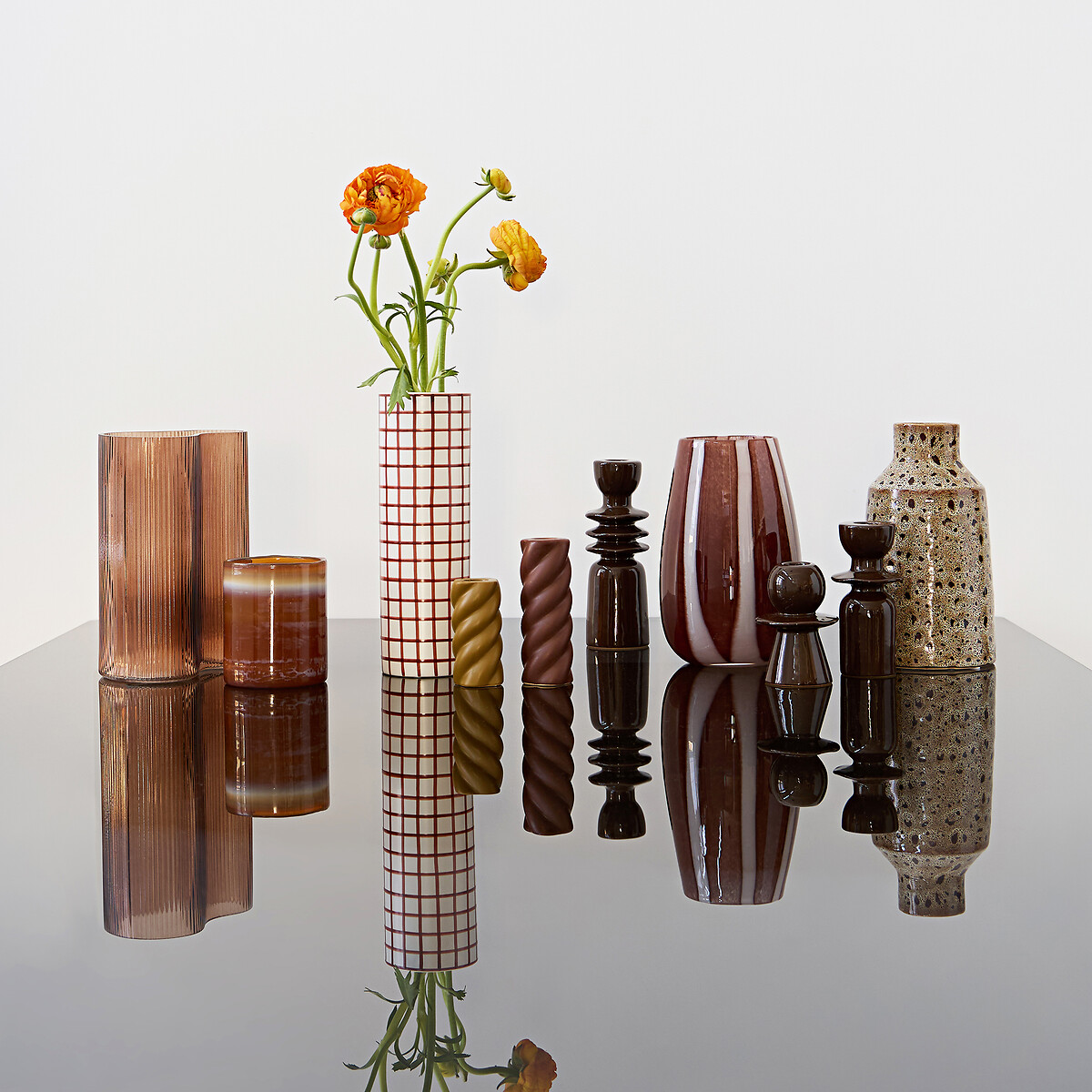 LA REDOUTE INTERIEURS<br>Vaso em vidro fumê canelado, 21 cm de altura, Anija
