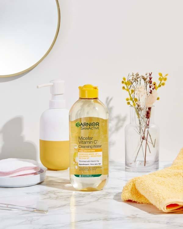 Garnier SkinActive Micellar Vitamin C* Cleansing Water 400ml
