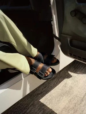 Sandálias Tommy Hilfiger x Vacation com fivela dupla