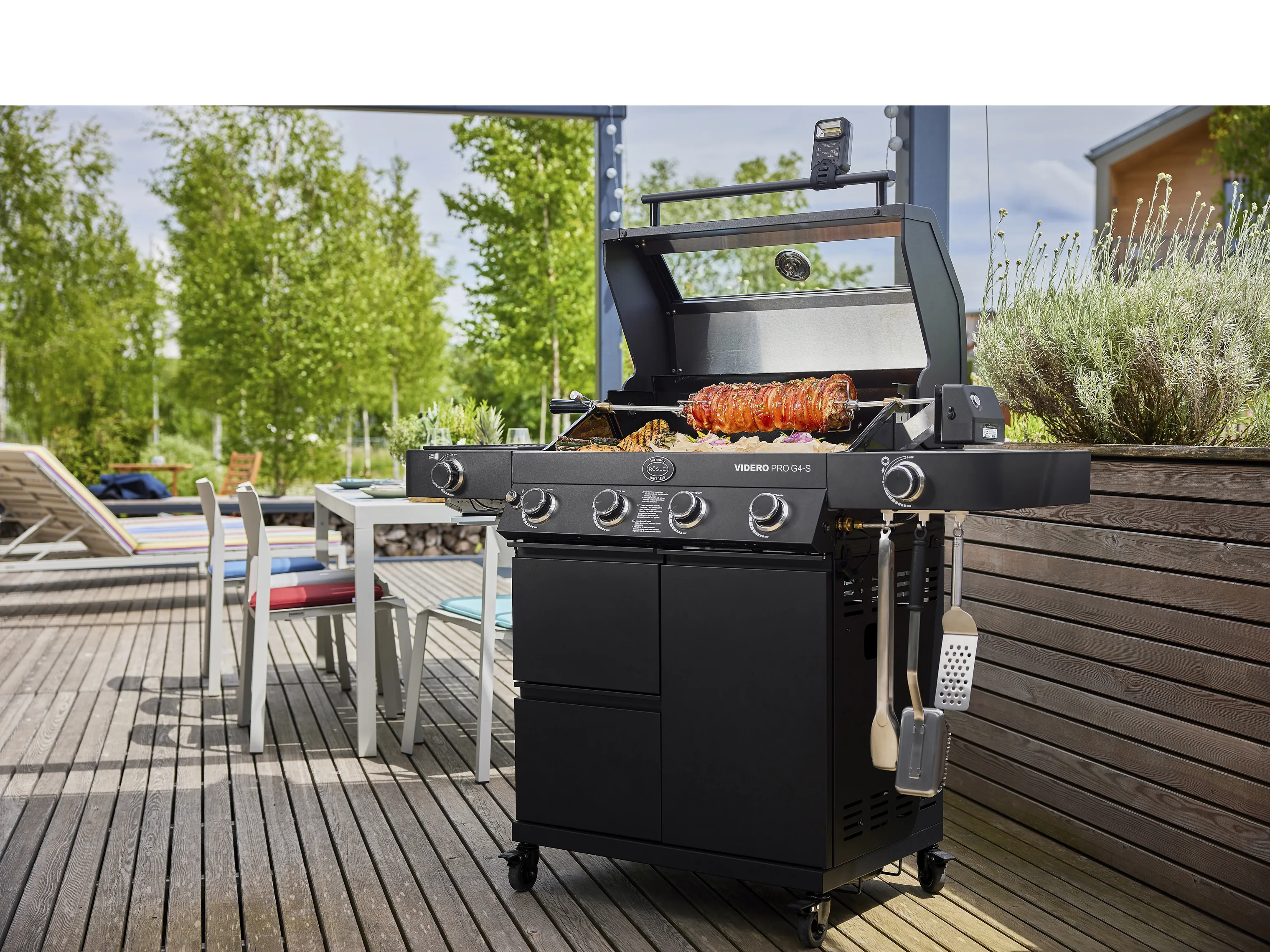RÖSLE Videro Pro Gasgrill