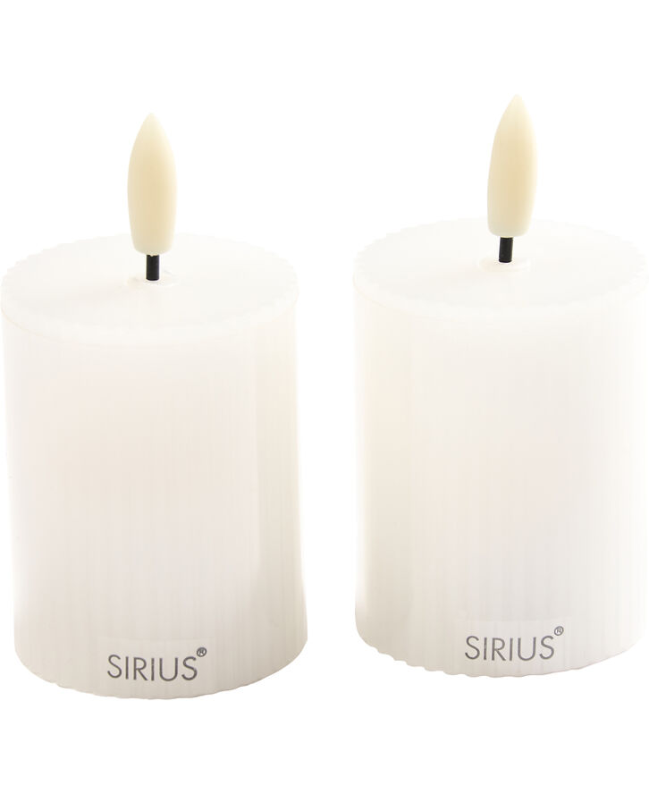 Sirius Smilla rech White