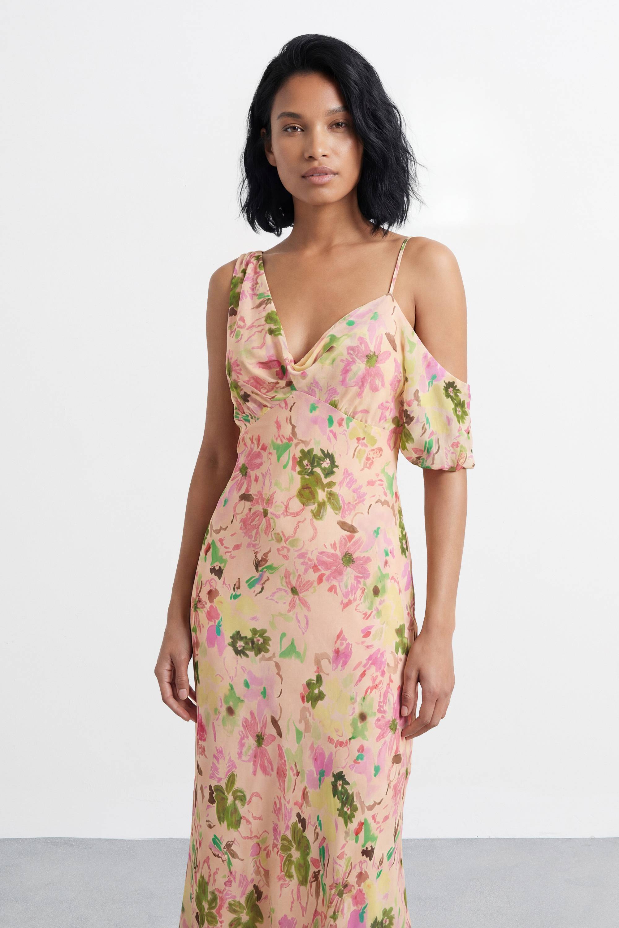 Warehouse Robe Midi Florale À Épaules Dénudées Avec Buste Torsadé