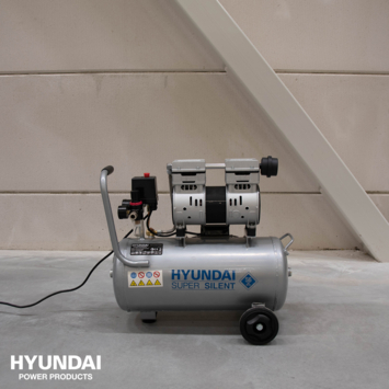 Hyundai stille compressor 30L 8 bar