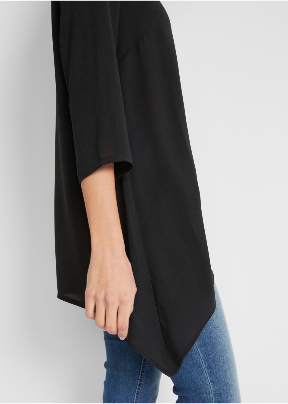 Tunique à pans, décolleté en V