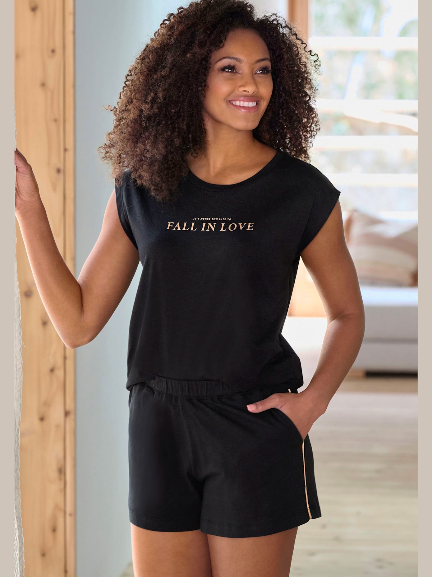 Pyjama court avec détails imprimés